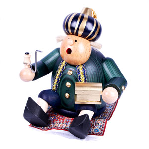 Kantenhocker Aladdin auf dem Teppich 3