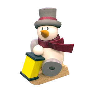 Otto-mit-Schlitten-und-Laterne 3